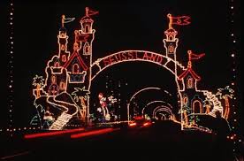 4 Bright Nights At Forest Park Springfield In 2020 Christmas Town Best Christmas Light Displays Christmas Light Displays