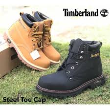 Selain daripada memakai kasut timberland, mereka turut memasukkan jenama timberland ke dalam lirik muzik yang menjadikan kasut ini semakin popular di kalangan penggemar muzik hip hop. Beli Kasut Timberland Murah Pada Harga Terendah Lazada Com My