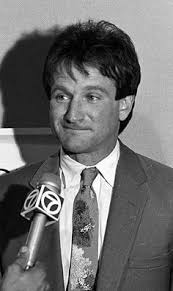 Robin Williams Street Style