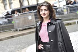 Танцор настя лебедева на фотосессии, бэкстейж. Maisie Williams Goes Blond To Mark Game Of Thrones Finale