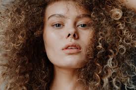 Masaż Gorącymi Kamieniami Walentów