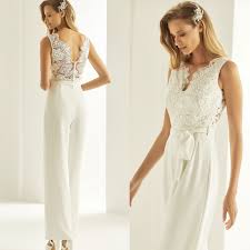 Heiraten Im Jumpsuit Festliche Overalls Fur Braute In 2020 Braut Kleider Hochzeit Hochzeit Jumpsuit