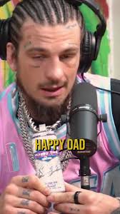 Abel Cisneroz's Instagram, Twitter & Facebook