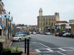 Genesee Street In Downtown Auburn Ny The Old Auburn Savings Bank Clock Is Still Visible Finger Lakes Ny Auburn Travel Dreams