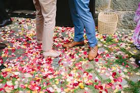 Das bezaubernde paar snejana und david feierten eine wundervolle, standesamtliche hochzeit in berlin. 7 Dinge Die Ihr Unbedingt Fur Die Standesamtliche Trauung Wissen Musst Hochzeitsblog The Little Wedding Corner