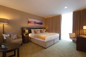 Our standard and superior single, double and twin rooms, each offer a host of amenities and added extras to make you feel right at home during your stay. Superior Room Genting Hotel Genting Hotel