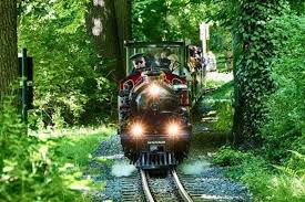 Mit Der Parkeisenbahn Durch Den Grossen Garten Dresden Dresdenausflug De