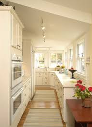 White appliances looking fab in the kitchen of designer mason st. White Kitchen Appliances Go With What Color Cabinets