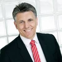 300+ perfiles de «Kolthoff»