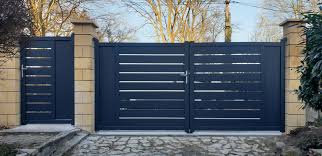 Portail Aluminium Rioz Portillon Arbois Gris Anthracite Jardimat Portail Alu Portail Aluminium Portail