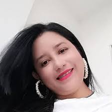 Karen Salgado's Instagram, Twitter & Facebook