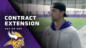 When is thielen contract with vikings? Minnesota Vikings Wr Adam Thielen Discusses Contract Extension Being Back With His Teammates Youtube