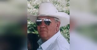 Jan Tuttle's Instagram, Twitter & Facebook