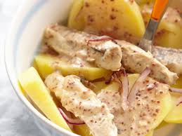 Salade De Pommes De Terre Et Maquereaux A La Moutarde Salade Pomme De Terre Recettes De Cuisine Salade Pomme