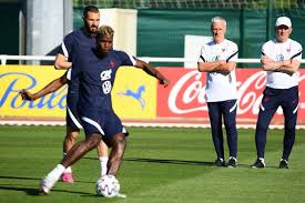 Welcome to the official chelsea fc website. Les Bleus Toujours Sans Les Joueurs De Chelsea L Equipe
