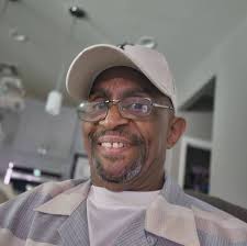 Left-handed catchers and their experiences with left-handed catcher's mitts