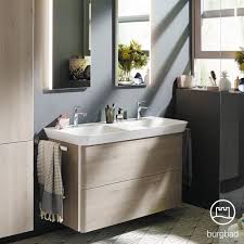Wer einen großen waschtisch sucht, wird beim badmöbelhersteller emotion fündig. Zwei Waschbecken Im Badezimmer Sinnvoll Oder Luxus