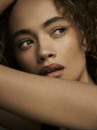 Alejandra Ford's Instagram, Twitter & Facebook