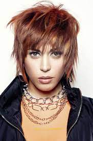 Um dem entgegenzuwirken, kann man nicht nur mit dem schnitt, sondern auch mit farbe und highlights arbeiten. Die Besten Frisuren Fur Feines Haar