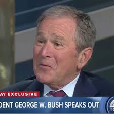 Bush keert zich af van Trump: 'Media zijn hard nodig om mensen zoals ik te  controleren'