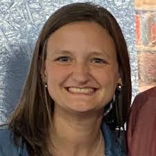 Michelle Loftus's Instagram, Twitter & Facebook