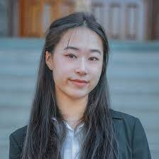 Eileen Chen's Instagram, Twitter & Facebook