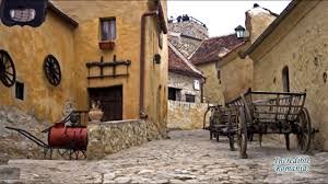 Kleinstadt im kreis brașov, rumänien (de); Cetatea Rasnov Incredible Romania 4k Youtube