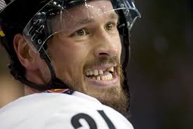 Zahnärzte werden bissig: Lauterbach spart den Bürgern die Zähne weg!