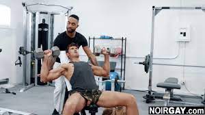 Bbc gym instructor fucs white customer - interracial gay sex -  BoyFriendTV.com