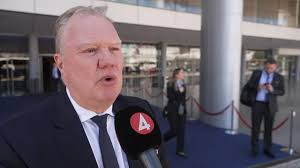 Karl-Erik Nilsson positiv till fler kvinnliga mandat i Uefa