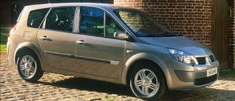 The 2003 renault scenic represents the second generation scenic which is based on the renault megane platform, similar to the first models of the car. Renault Grand Scenic 2003 2006 Automaniac