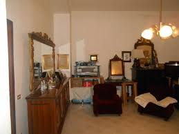 L'immobile con ingresso indipendente, si presenta in ottime condizioni, internamente ha una superficie di 90 mq. Appartamento In Affitto Castelvetrano Cercasicasa It