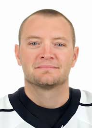 Player photos for the 2003-04 Cowichan Valley Capitals at hockeydb.com