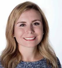 Julie Dettman's Instagram, Twitter & Facebook