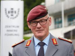 Von den militärischen bausteinen zur bewältigung einer solchen krise, über den einsatz bewährter führungsmethoden bis hin zu seinen ganz persönlichen erfahrungen teilt generalmajor bodemann seine eindrücke. Bundeswehr Dienststelle Weist Suspendierungs Forderung Der Afd Zuruck Der Spiegel