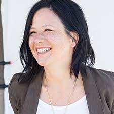 Laura Lambert's Instagram, Twitter & Facebook