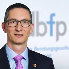 Stellen sie bitte sicher, dass sie die neueste version eines dieser webbrowser verwenden: Michael Schimke Bankbetriebswirt Dbfp Gmbh Anlageberatung Fur Die Furst Fugger Privatbank Xing