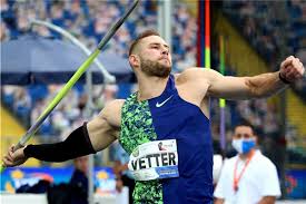 He won gold at the 2017 world championships in athletics. Speerwerfer Johannes Vetter Im Interview