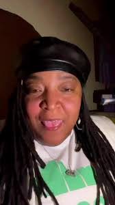 Shaniqua Wright's Instagram, Twitter & Facebook