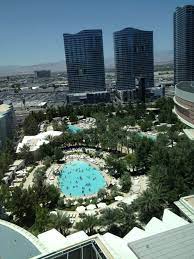 Aria Hotel Las Vegas This Place Was Amazing Still Loved The Mgm But I Like To Try Different Pla Aria Hotel Las Vegas Aria Las Vegas Honeymoon Destinations