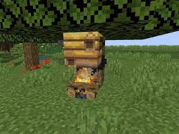 Creating and building a massive world in minecraft means using dozens of different resource types, but three of the most important are diamonds, slimes, and bees. How To Keep Bees In Minecraft 11 Steps With Pictures Wikihow
