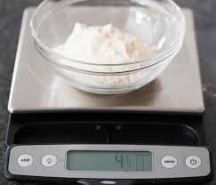 Best kitchen scale for tiny measurements of queen. The Basics Of Weighing Ingredients Brown Eyed Baker