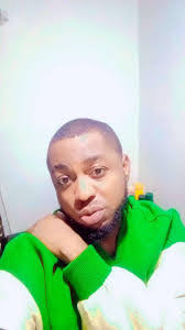 Daniel Brownson's Instagram, Twitter & Facebook