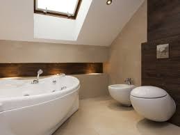 Badezimmer unterm dach begeistern mit einem ganz besonderen charme. Bad Unterm Dach Ideen Und Tipps Dekoration De