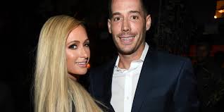 Paris hilton is engaged to boyfriend carter reum: Nj5ink7gvudmam