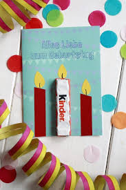 Für einen guten ausdruck einer karte ist ein dickeres papier kartonpapier mit 120 g. Anzeige Kindergeburtstag Feiern Ideen Fur Eine Kindergeburtstag Einladungskarte Und Ein Kindergeburtstag Mitgebsel Mit Ferrero Kinder Schokolade Lavendelblo Kreative Geburtstagskarten Einladung Kindergeburtstag Basteln Kindergeburtstag Basteln