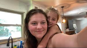 Experienced babysitter available in Fort Worth