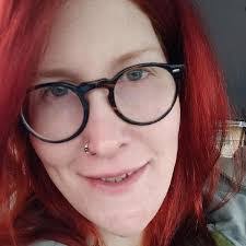 Anna Hegedus's Instagram, Twitter & Facebook