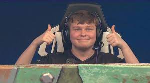 Benjy benjyfishy fish is a 16 years old fortnite professional player for nrg along with zayt ,unknown, epikwhale, sym ,edgey and clix. Nrg On Twitter Benjyfishy