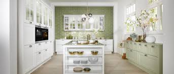 Je nach wunsch behaglich und wohnlich oder minimalistisch und puristisch. Landhauskuchen Landhauskuche Vergleichen Landhauskuche Planen Mit Kitchenadvisor